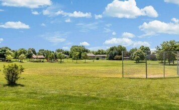 1216 S G Ave in Nevada, IA - Building Photo - Building Photo