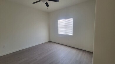 5000 Ava Angele in Bakersfield, CA - Building Photo - Building Photo