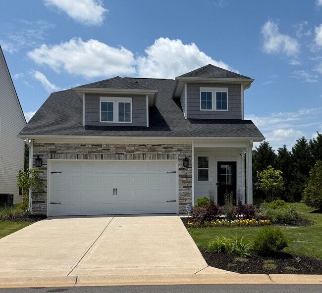 property at 3020 Hillgate Trl
