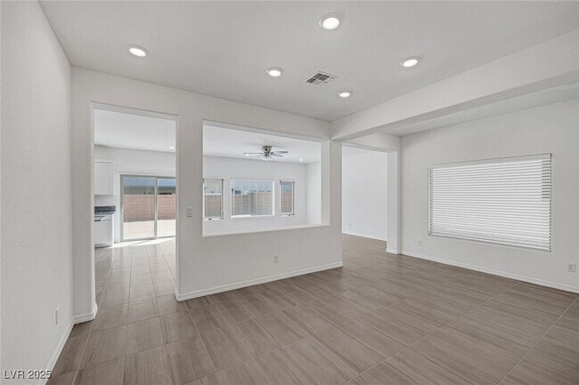 property at 6533 Twin Brks Ave