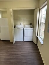 1409 Varsity Ln in Salisbury, MD - Building Photo - Building Photo