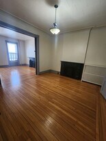 3044 6th Ave, Unit Apt. 1 in Troy, NY - Building Photo