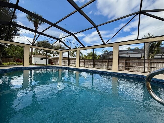 17452 Cox Ave in Port Charlotte, FL - Building Photo - Building Photo