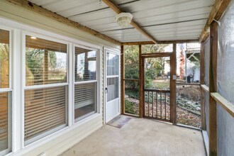 319 Wildberry Ln in Durham, NC - Building Photo - Building Photo