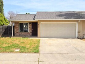 228 Carmillita Way in Modesto, CA - Building Photo