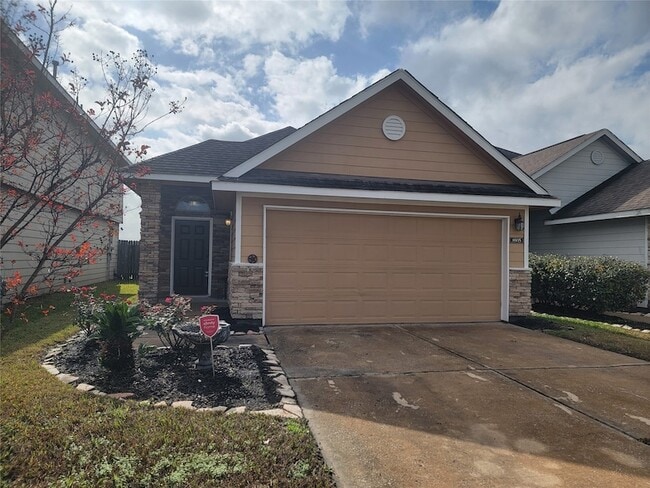 8935 Windfern Trace Dr in Houston, TX - Foto de edificio - Building Photo