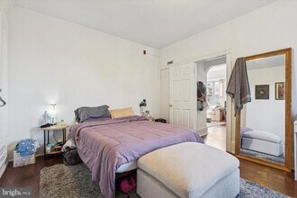 344 Green Ln in Philadelphia, PA - Building Photo - Building Photo