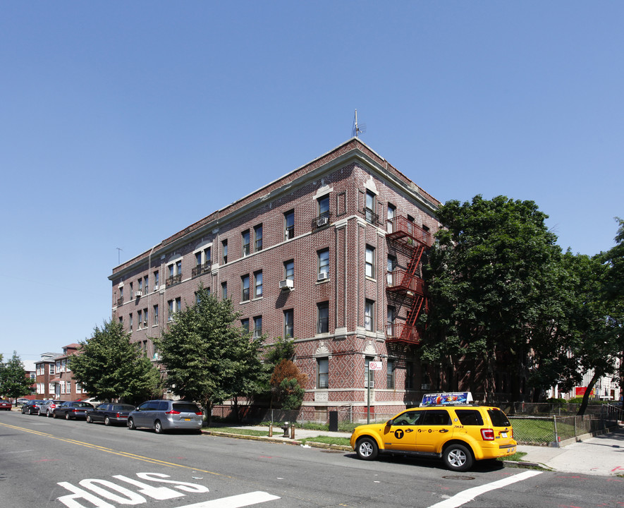 Florence Court in Brooklyn, NY - Foto de edificio