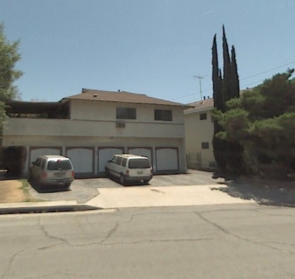 630 N Toluca Park Dr in Burbank, CA - Building Photo