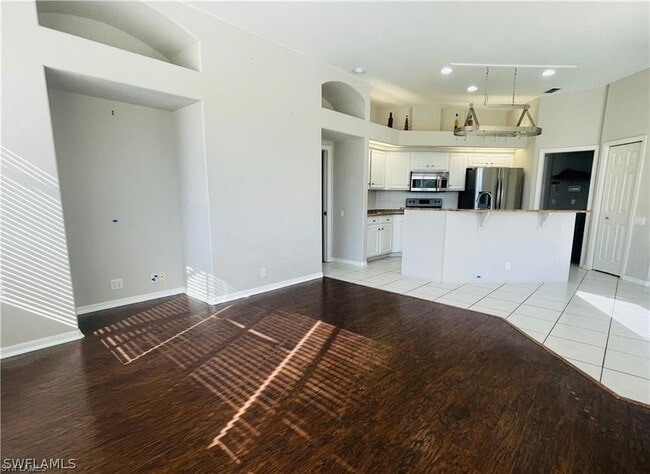 property at 2271 Eaton Lake Ct