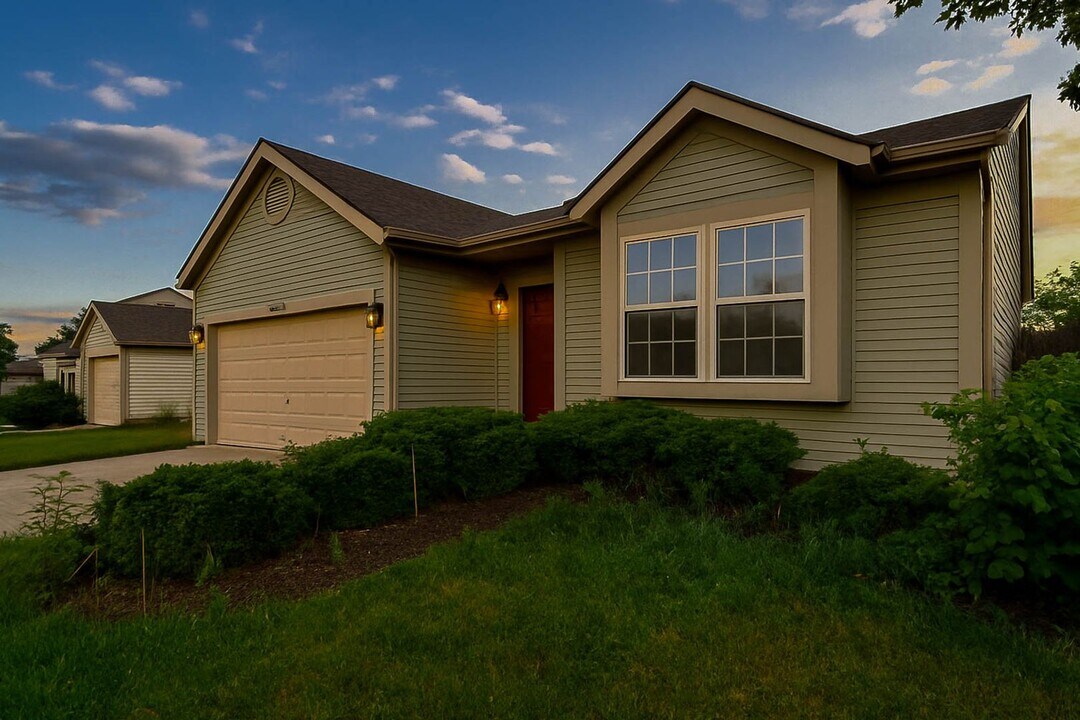 5664 Sundial Dr in Galloway, OH - Building Photo