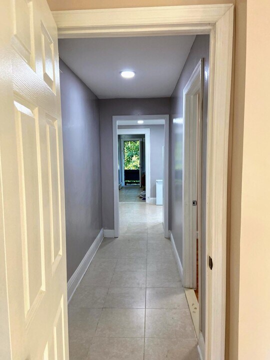 327 Stebbins Pl, Unit 2R in Plainfield, NJ - Building Photo