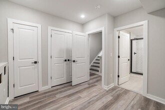 2410 Clifford St in Philadelphia, PA - Building Photo - Building Photo