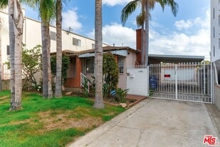 4360 McLaughlin Ave in Los Angeles, CA - Building Photo