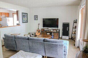 3422 West St in Ames, IA - Building Photo