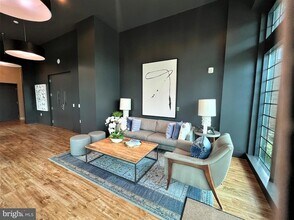 502 Diamondback Dr, Unit 505 in Gaithersburg, MD - Building Photo - Building Photo