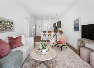 The Robinson in Revere, MA - Foto de edificio - Building Photo