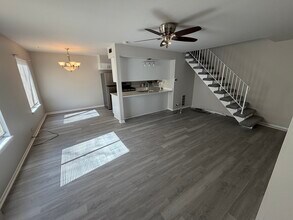 1152 Cove Dr in Prospect Heights, IL - Building Photo - Building Photo