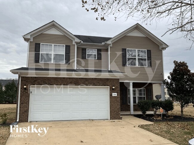 property at 1944 Colyn Avenue