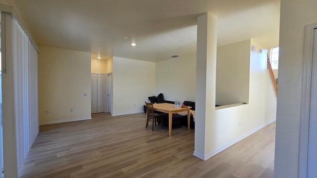 property at 1241 Vinetree Dr