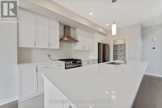 517 Enclave Ln in Clarence-Rockland, ON - Building Photo - Building Photo