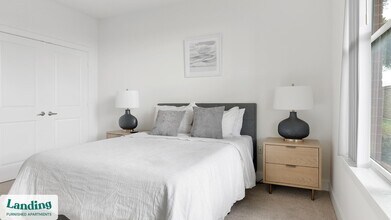 7373 Valley View Ln, Unit 1062 in Dallas, TX - Building Photo - Building Photo