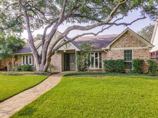 7404 Carta Valley Dr in Dallas, TX - Building Photo