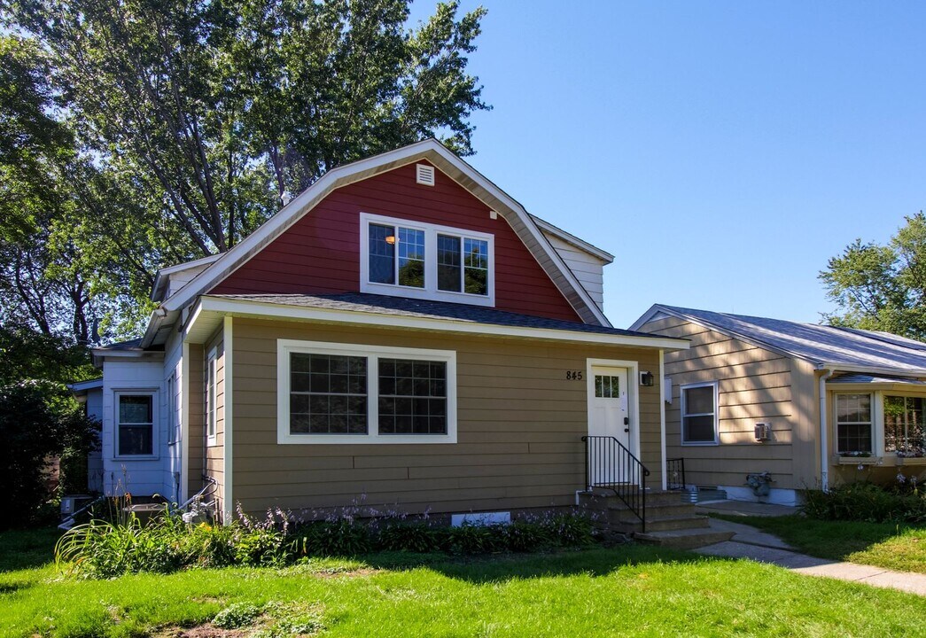 845 20th Ave SE in Minneapolis, MN - Building Photo