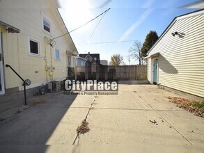 2012 Olive St in Indianapolis, IN - Building Photo - Building Photo