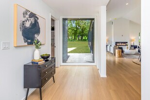 1188 Harmony Ct in Grafton, WI - Building Photo