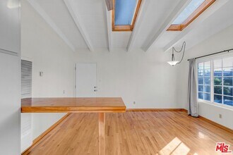 313 Mildred Ave in Los Angeles, CA - Building Photo - Building Photo