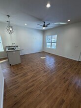 718 W Division St in Springfield, MO - Building Photo - Building Photo