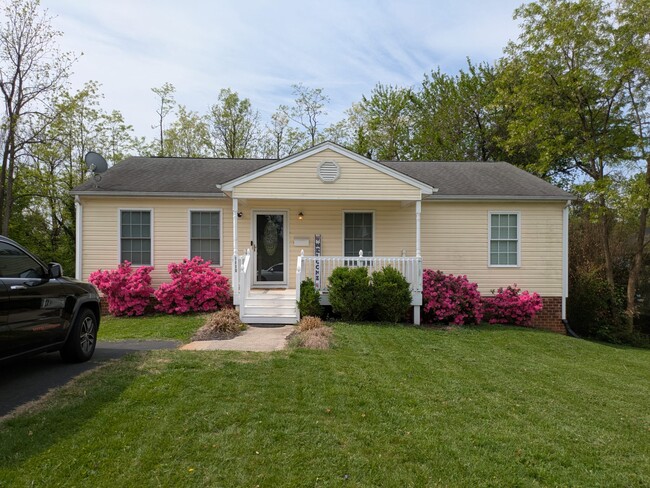 property at 1110 Tolleys Ln