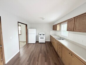 8661 E 26th St in Kansas City, MO - Building Photo - Building Photo