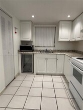 13701 Kendale Lakes Cir in Miami, FL - Building Photo - Building Photo