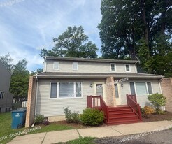 249-249 S 21st St in Chesterton, IN - Building Photo