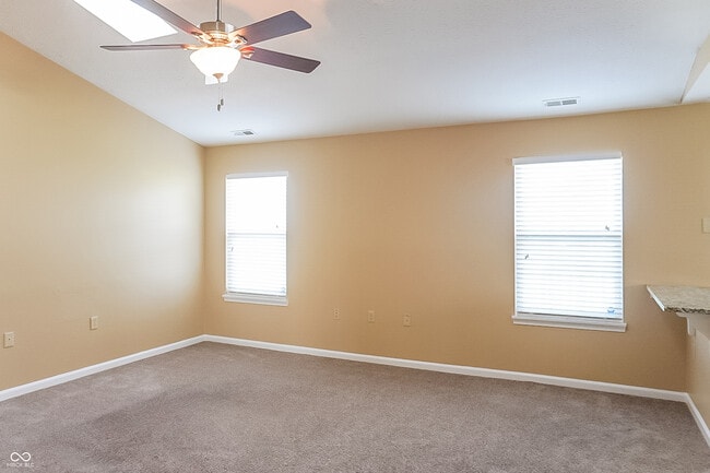 2245 Valley Creek E Ln in Indianapolis, IN - Building Photo - Building Photo