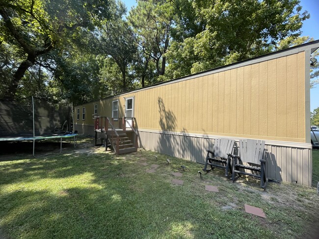 12500 Aldine Westfield Rd in Houston, TX - Building Photo - Building Photo