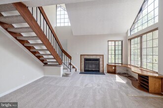 6018 Curtier Dr in Franconia, VA - Building Photo - Building Photo