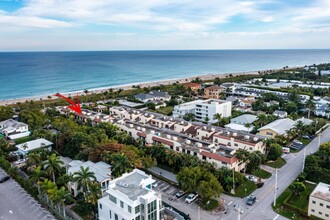 200 S Ocean Blvd in Delray Beach, FL - Building Photo - Building Photo