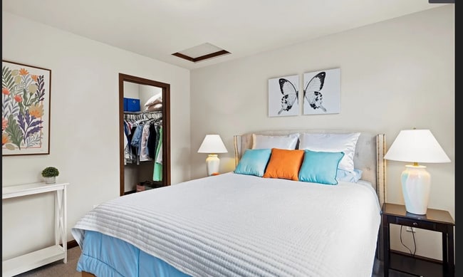 15630 31st Pl W, Unit Bed room 1