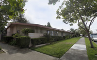 Southshore Garden in Alameda, CA - Building Photo - Building Photo