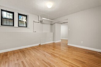 1400 Commonwealth Ave in Boston, MA - Building Photo - Building Photo