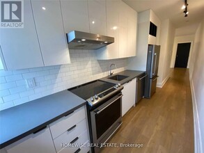 1340-1340 King St W in Toronto, ON - Building Photo - Building Photo