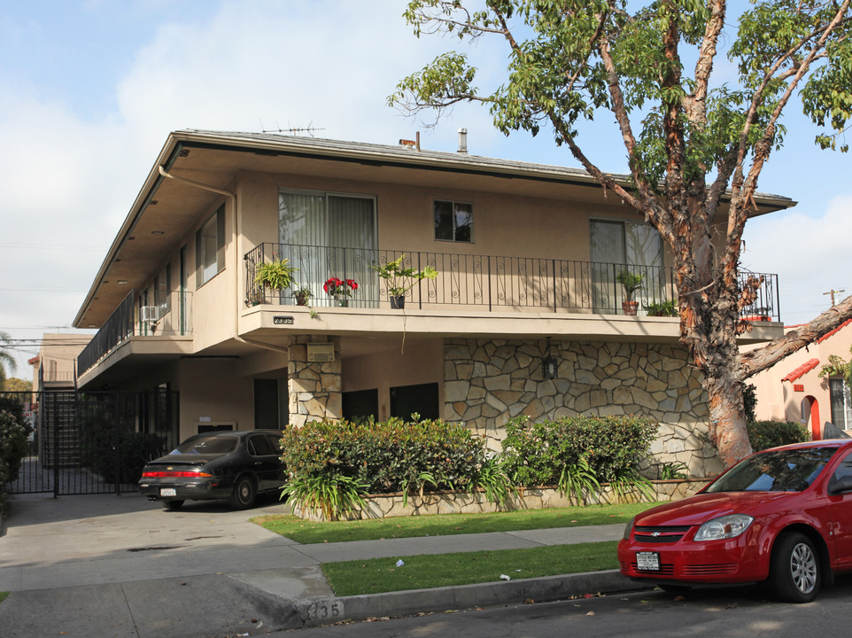 2335 Cedar Ave in Long Beach, CA - Building Photo