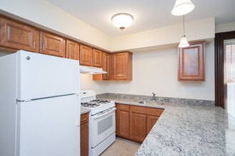 Park Terrace I Park Terrace I Park Terrace in Hartford, CT - Building Photo - Building Photo