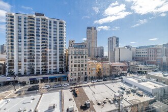 607 W Wrightwood Ave in Chicago, IL - Building Photo - Building Photo