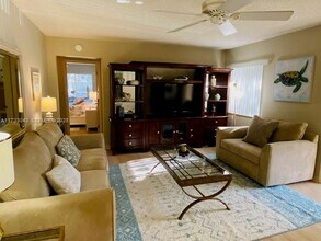 442 Pine Glen Ln in Greenacres, FL - Building Photo - Building Photo