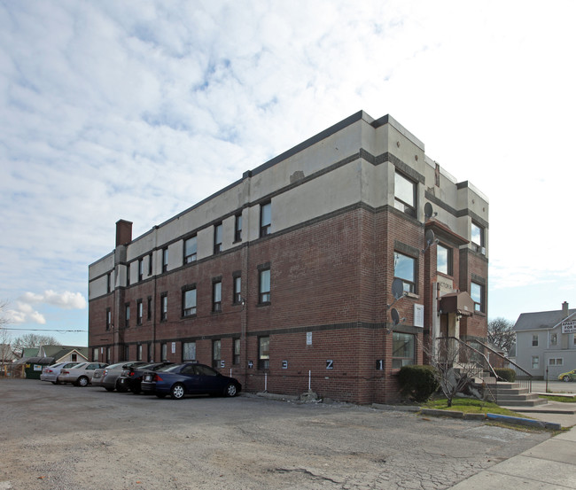 291 Simcoe St S in Oshawa, ON - Building Photo - Building Photo