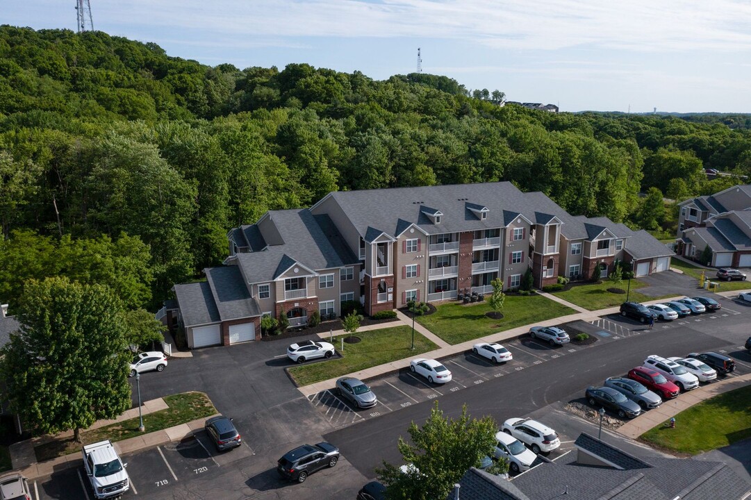 518 Stockton Ridge in Cranberry Township, PA - Building Photo